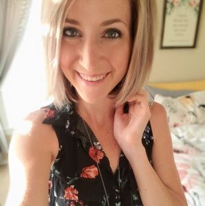 Meet your Posher, Amber